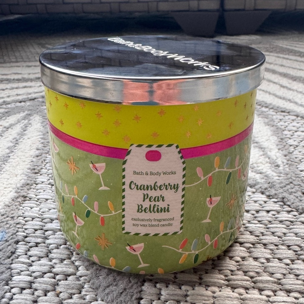 Bath & Body Works Cranberry Pear Bellini 3-Wick Soy Wax Blend Candle